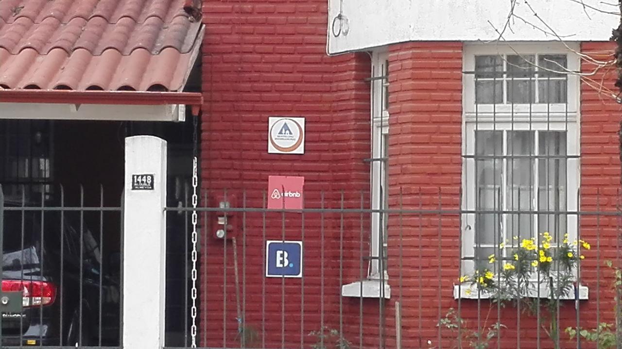 La Casa Almeyda Acomodação com café da manhã Santiago Exterior foto